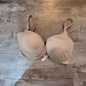 Body by Victoria Victoria's Secret Bra